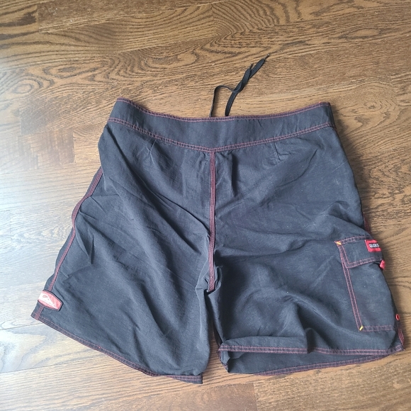 Quiksilver Men's Black Board Shorts Sz.38 unlined - Picture 2 of 8